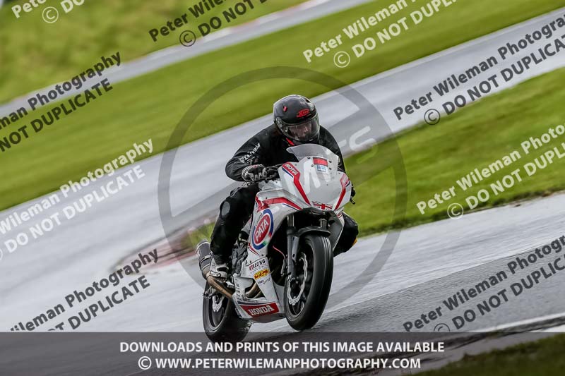 PJM Photography;anglesey;brands hatch;cadwell park;croft;donington park;enduro digital images;event digital images;eventdigitalimages;mallory;no limits;oulton park;peter wileman photography;racing digital images;silverstone;snetterton;trackday digital images;trackday photos;vmcc banbury run;welsh 2 day enduro